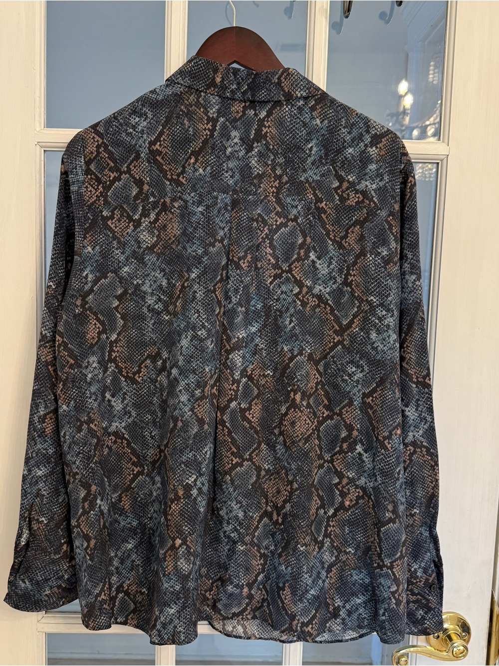 LAFAYETTE 148 Women's Blue Snake Print Long Sleeve Button Down Shirt Size XL - Picture 2 of 5